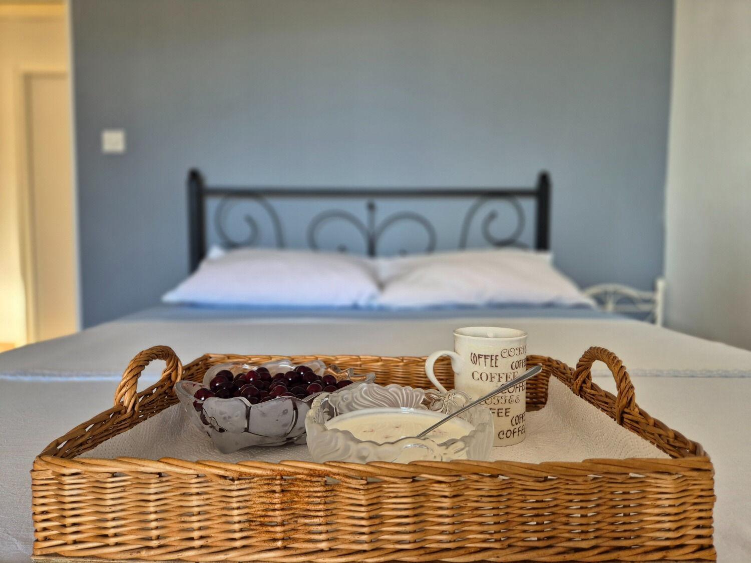 Apartments Josi - Parking And Barbecue Grebastica Bagian luar foto